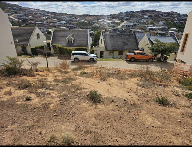 LAND FOR SALE IN VAKANSIEPLAAS